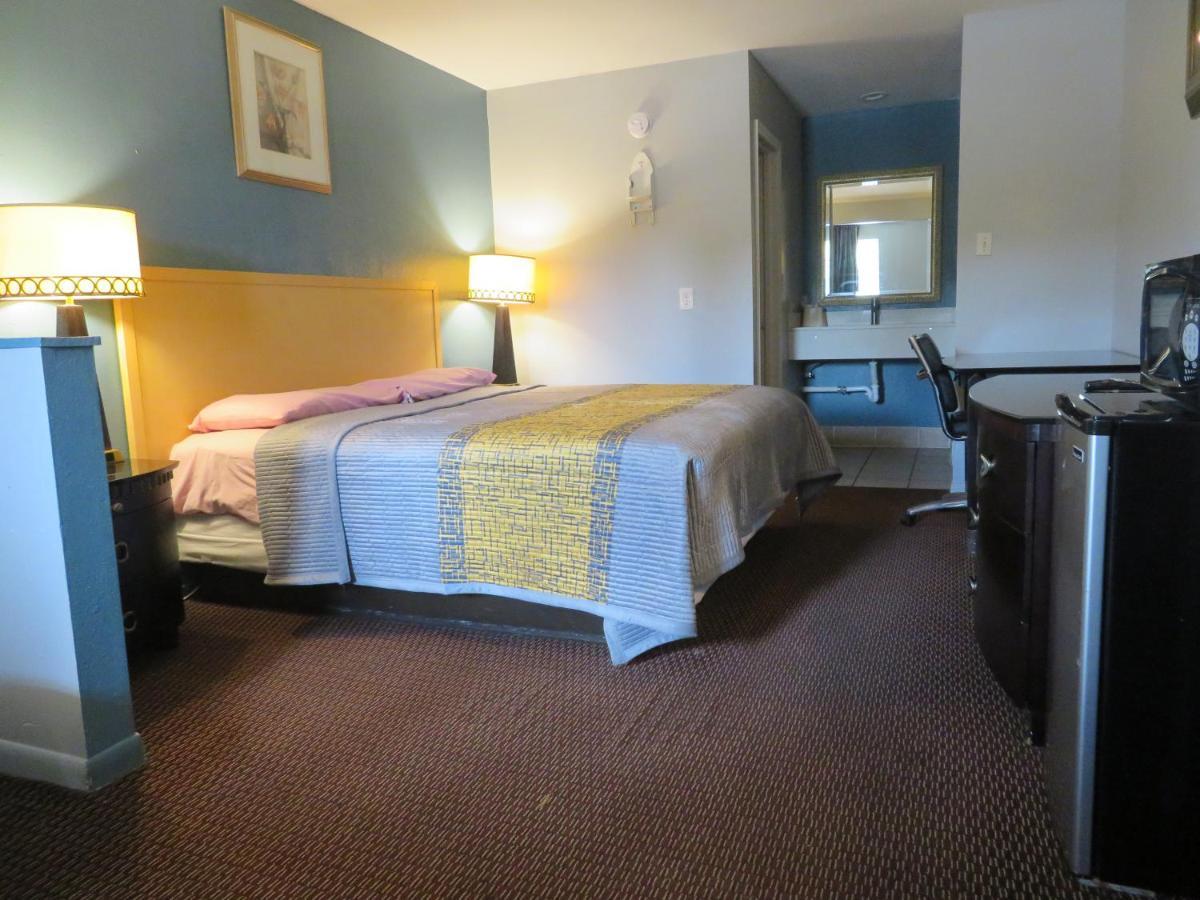 Travel Inn Beaumont Esterno foto