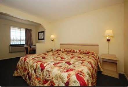 Travel Inn Beaumont Esterno foto